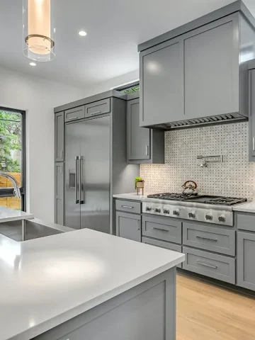 Ready-to-Revamp-Your-Realm-4-Key-Kitchen-Makeovers-That-Scream-Chic